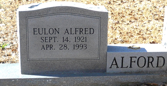 https://s3-us-west-2.amazonaws.com/find-a-grave-prod/photos/2014/37/37480801_1391830638.jpg
