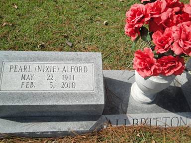 http://image2.findagrave.com/photos/2012/298/47711765_135120525504.jpg