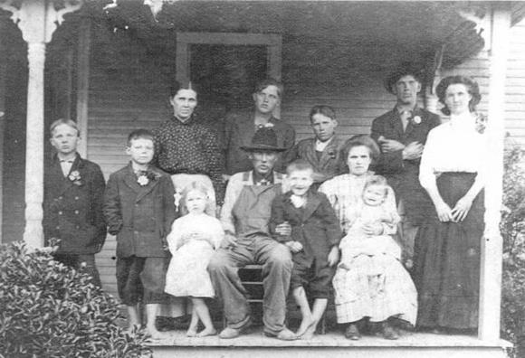 https://s3-us-west-2.amazonaws.com/find-a-grave-prod/photos/2017/247/138241480_1504652788.jpg