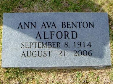 https://s3-us-west-2.amazonaws.com/find-a-grave-prod/photos/2014/303/36511916_1414805339.jpg