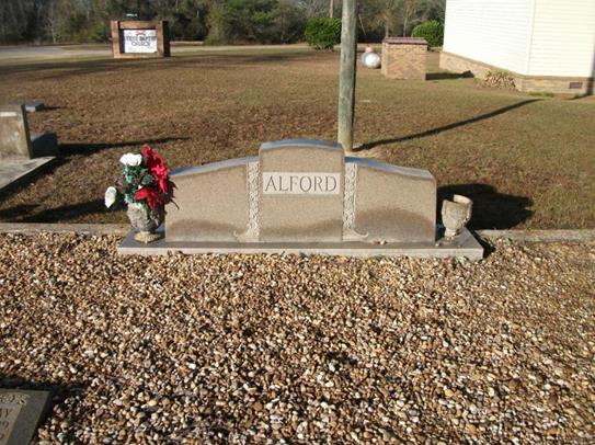 http://image2.findagrave.com/photos/2012/11/30494975_132641833335.jpg