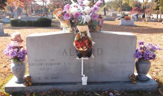 http://image2.findagrave.com/photos/2014/314/132365868_1415757108.jpg
