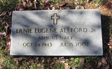 http://image2.findagrave.com/photos/2011/127/69492483_130486572585.jpg
