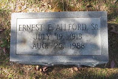 http://image2.findagrave.com/photos/2011/112/64864526_130357704155.jpg