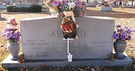 https://s3-us-west-2.amazonaws.com/find-a-grave-prod/photos/2014/314/138633402_1415771264.jpg