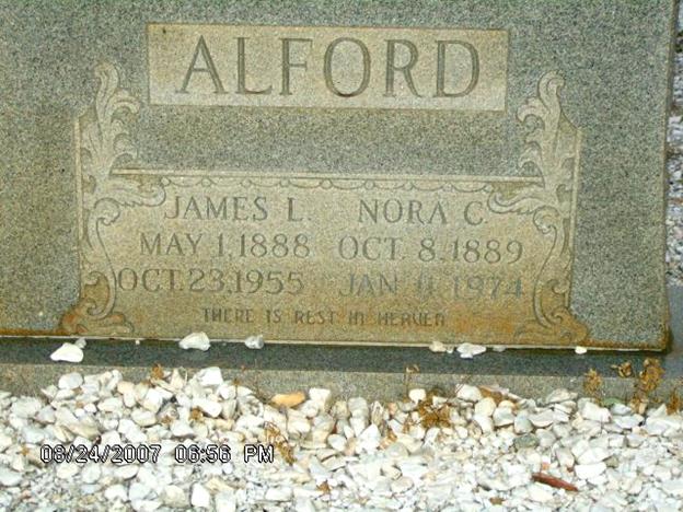http://image2.findagrave.com/photos/2007/236/21173496_118815621739.jpg