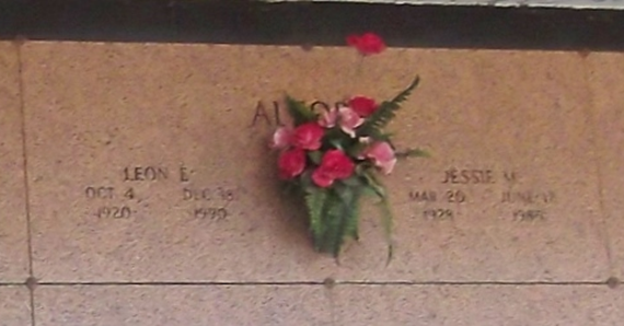 https://s3-us-west-2.amazonaws.com/find-a-grave-prod/photos/2014/320/138890270_1416263168.jpg