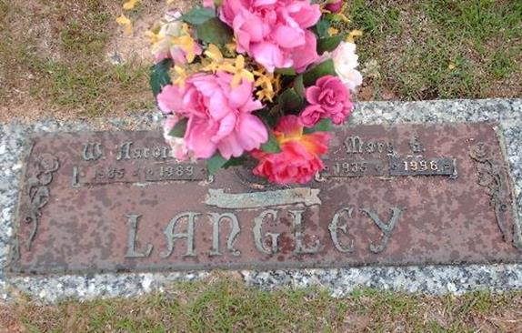 http://image1.findagrave.com/photos/2010/109/51296098_127179611370.jpg
