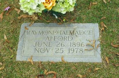 http://image2.findagrave.com/photos/2011/302/35268700_131999739691.jpg
