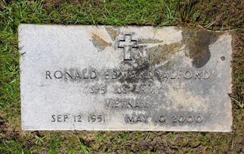 http://image2.findagrave.com/photos/2014/135/121801492_1400277176.jpg