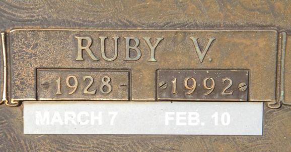 http://image2.findagrave.com/photos/2014/213/57789452_1406983131.jpg