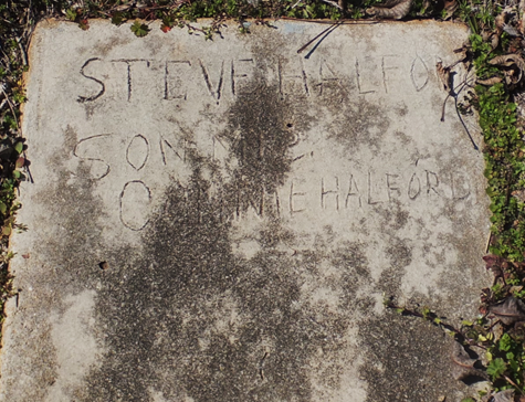 https://s3-us-west-2.amazonaws.com/find-a-grave-prod/photos/2015/71/143167939_1426264171.jpg