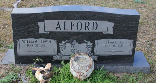 http://image2.findagrave.com/photos/2013/37/42247004_136029562348.jpg