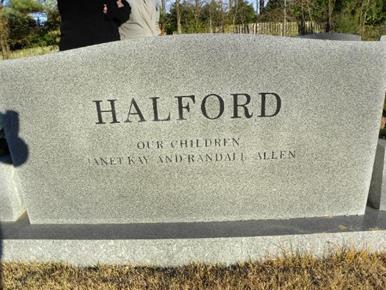 https://images.findagrave.com/photos/2014/355/19338391_1419287887.jpg