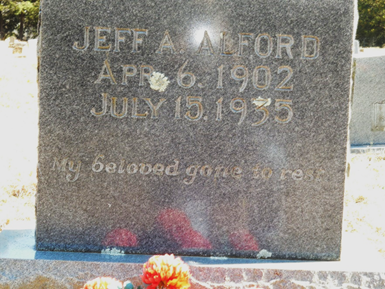 https://images.findagrave.com/photos/2014/55/36542597_1393375254.jpg