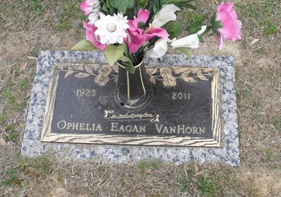 http://image2.findagrave.com/photos/2015/31/73243896_1422824526.jpg