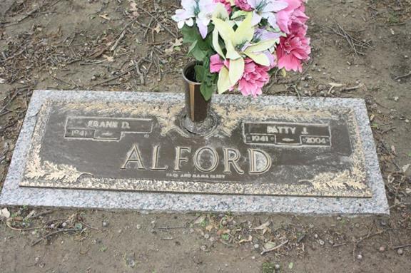 http://image2.findagrave.com/photos/2014/118/11077484_1398813633.jpg