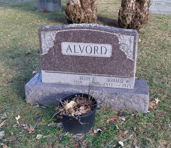 https://s3-us-west-2.amazonaws.com/find-a-grave-prod/photos/2017/3/132712000_1483597306.jpg