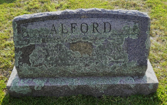 http://image2.findagrave.com/photos/2011/262/34077253_131656020100.jpg