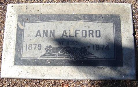 http://image1.findagrave.com/photos/2008/356/32336943_122997276650.jpg