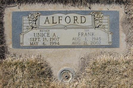 http://image1.findagrave.com/photos/2009/89/33561158_123856101353.jpg