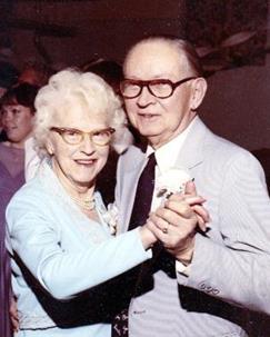 013_GrammyPoppyDancing