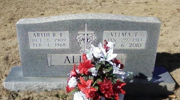 http://image2.findagrave.com/photos/2014/46/59732659_1392581826.jpg