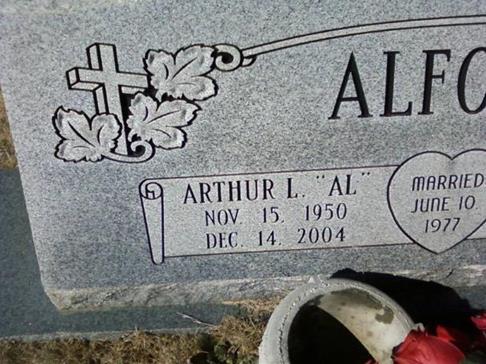 http://image2.findagrave.com/photos/2014/46/93360985_1392581641.jpg