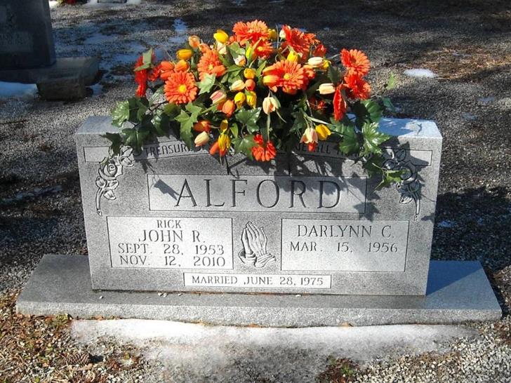 http://image2.findagrave.com/photos/2014/45/61872276_1392485337.jpg