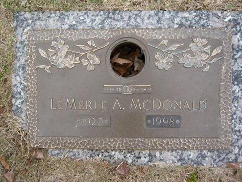 https://images.findagrave.com/photos/2012/10/83270905_132630065332.jpg