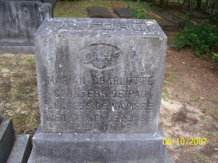 http://image2.findagrave.com/photos/2007/280/17832661_119190303028.jpg