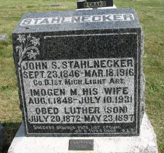 https://s3-us-west-2.amazonaws.com/find-a-grave-prod/photos/2007/336/23029826_119673344835.jpg