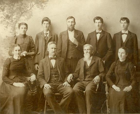 http://image2.findagrave.com/photos/2013/87/93362696_136459202736.jpg