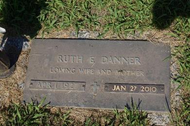 http://image2.findagrave.com/photos/2015/204/71510621_1437767176.jpg