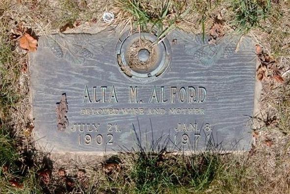 http://image2.findagrave.com/photos/2012/267/97733172_134853971522.jpg