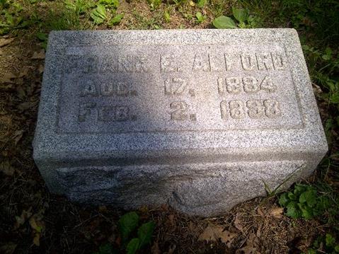 https://s3-us-west-2.amazonaws.com/find-a-grave-prod/photos/2013/167/16517062_137148790127.jpg