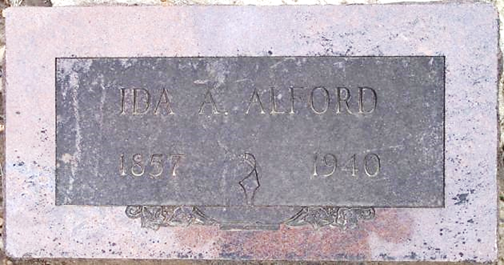 http://image2.findagrave.com/photos/2013/152/30573416_137020493676.jpg