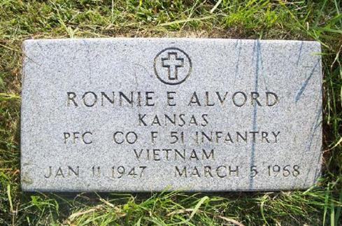 https://images.findagrave.com/photos/2008/338/31939146_122842000644.jpg