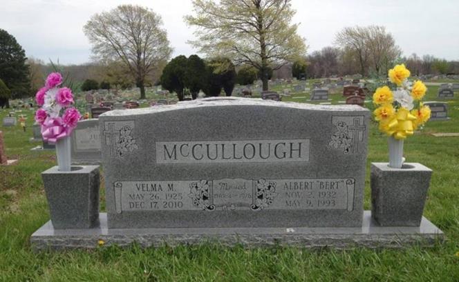 http://image2.findagrave.com/photos/2013/111/64097995_136666482160.jpg