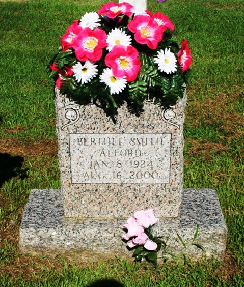 http://image2.findagrave.com/photos/2013/192/100132168_137364947851.jpg