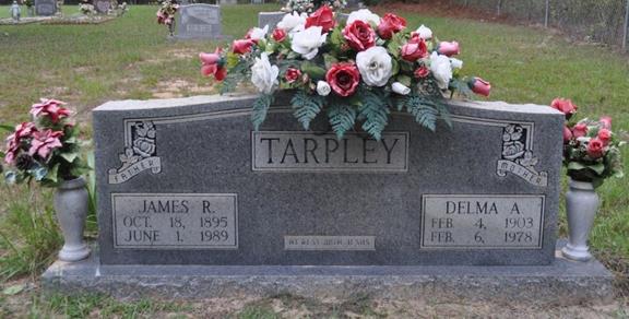 http://image2.findagrave.com/photos/2013/289/37264532_138207436034.jpg