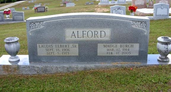 http://image2.findagrave.com/photos/2014/284/37565888_1413152795.jpg