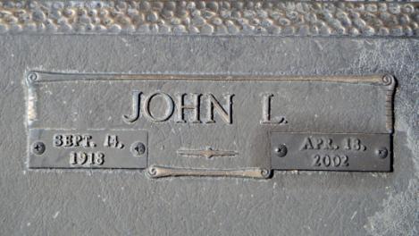 http://image2.findagrave.com/photos/2012/295/37206112_135093357615.jpg