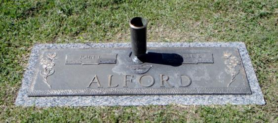 http://image2.findagrave.com/photos/2012/295/37206112_135093355370.jpg