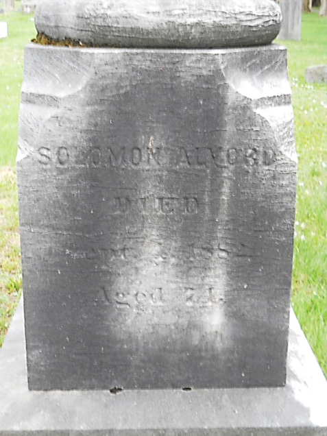 https://images.findagrave.com/photos/2013/121/109906070_136756389362.jpg
