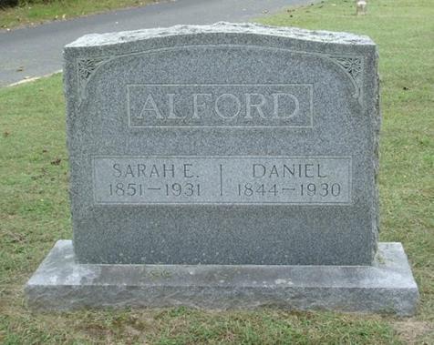 http://image2.findagrave.com/photos/2012/333/101080496_135423985183.jpg