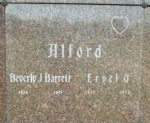 http://image2.findagrave.com/photos/2011/316/75762005_132123611681.jpg