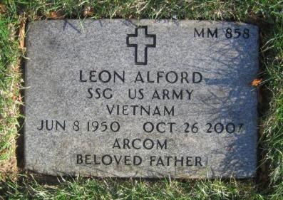 http://image2.findagrave.com/photos/2013/332/54775061_138575801282.jpg