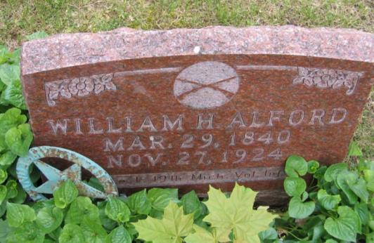 http://image2.findagrave.com/photos/2012/330/15959884_135399381350.jpg