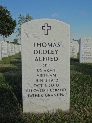 http://image2.findagrave.com/photos/2013/214/60354486_137555059514.jpg